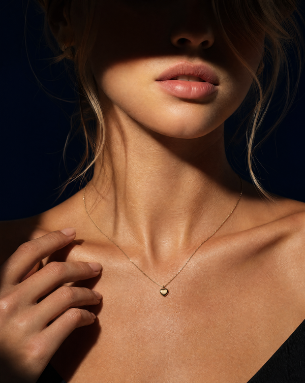 The Everyday Signature Woman in Geneva: Building a 3‑Piece Jewellery Wardrobe Delisa Jewelry