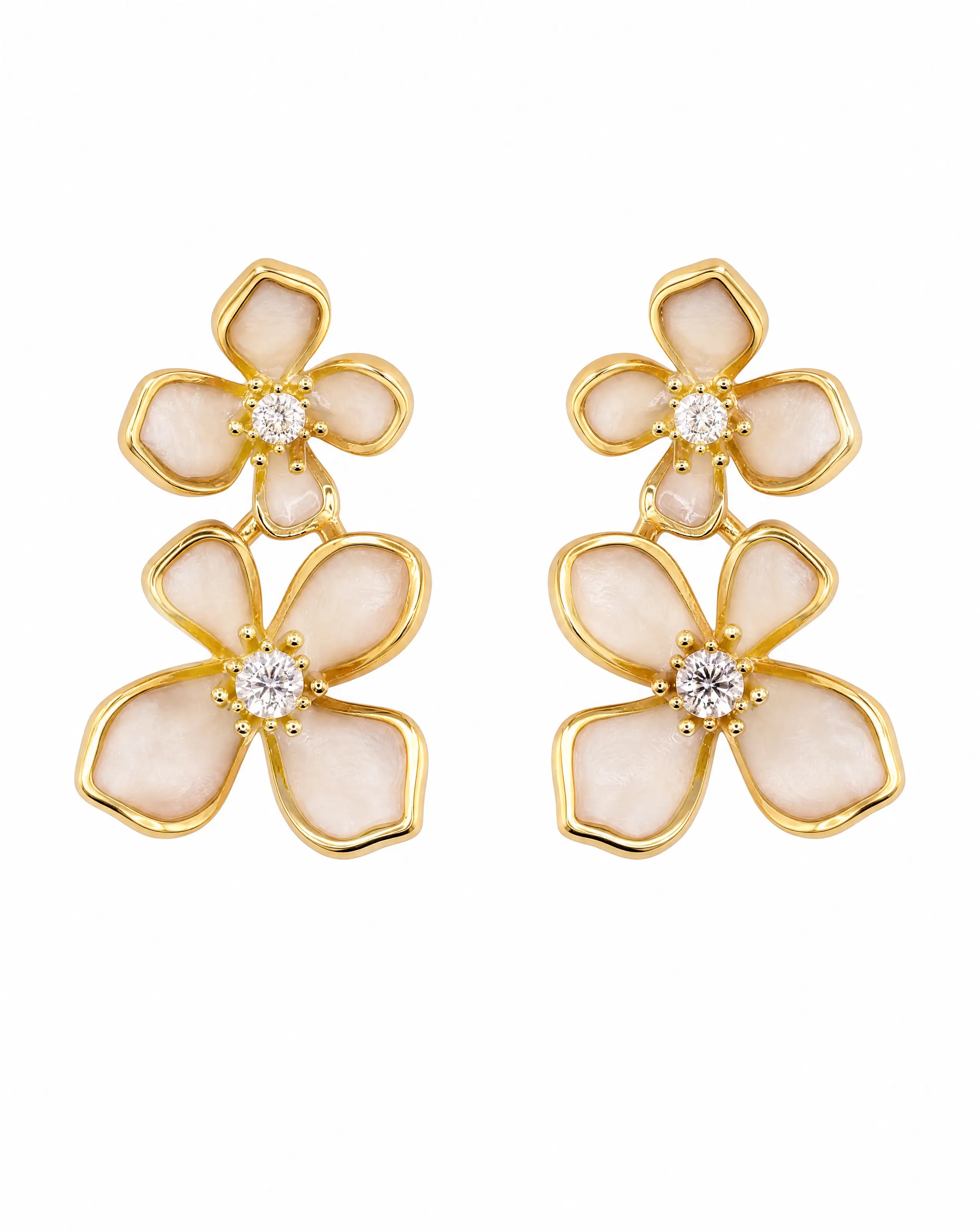  floral stud earrings in gold-plated sterling silver with enamel petals and sparkling cubic zirconia 