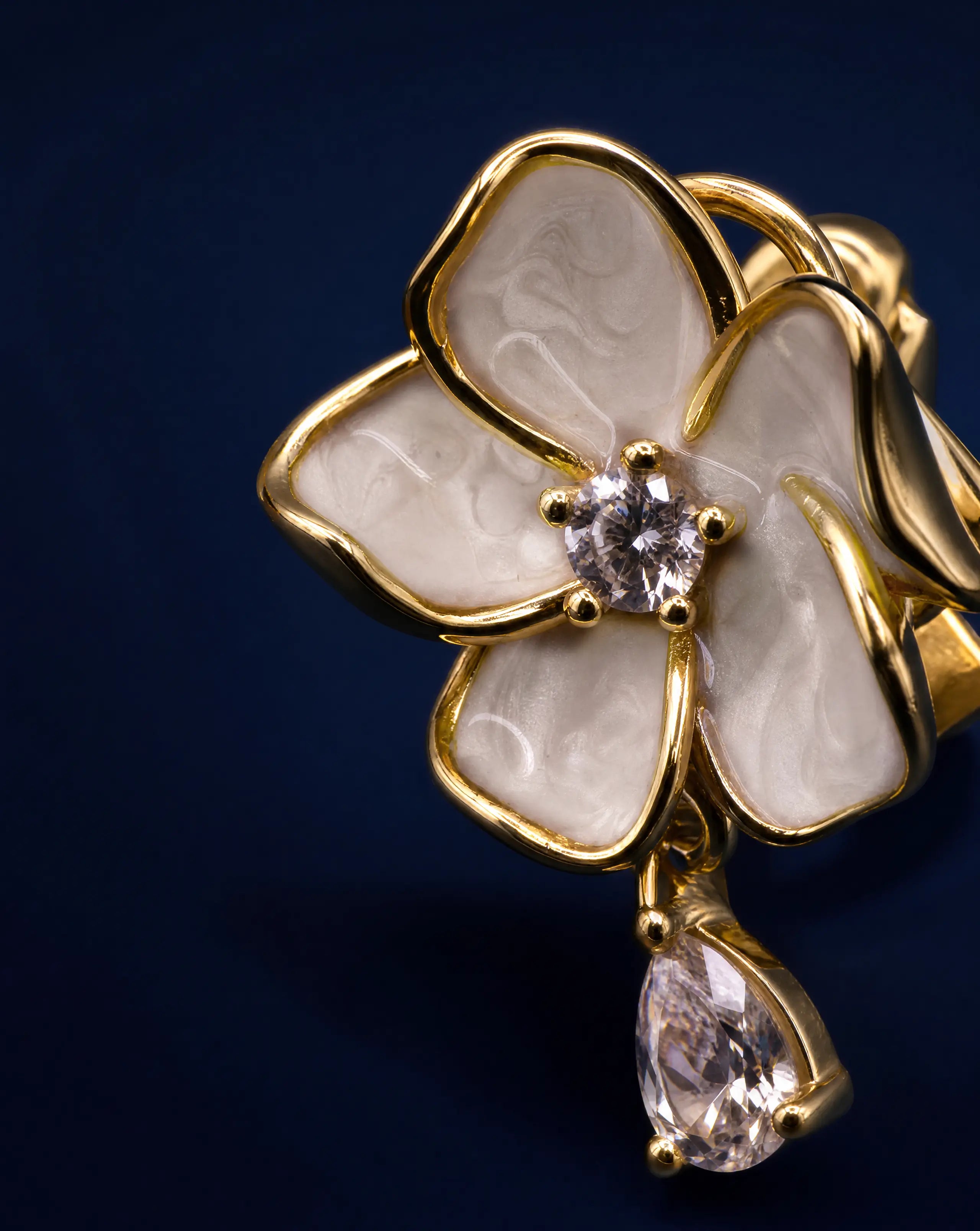  floral ring gold-plated sterling silver with enamel petals and sparkling cubic zirconia 