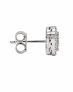 Silver earring with clear gemstones 