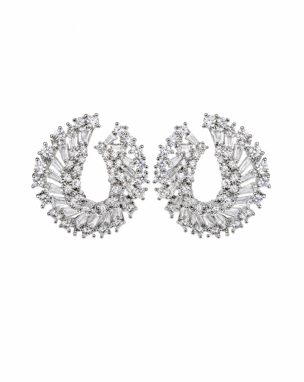 Pair of silver hoop earrings 