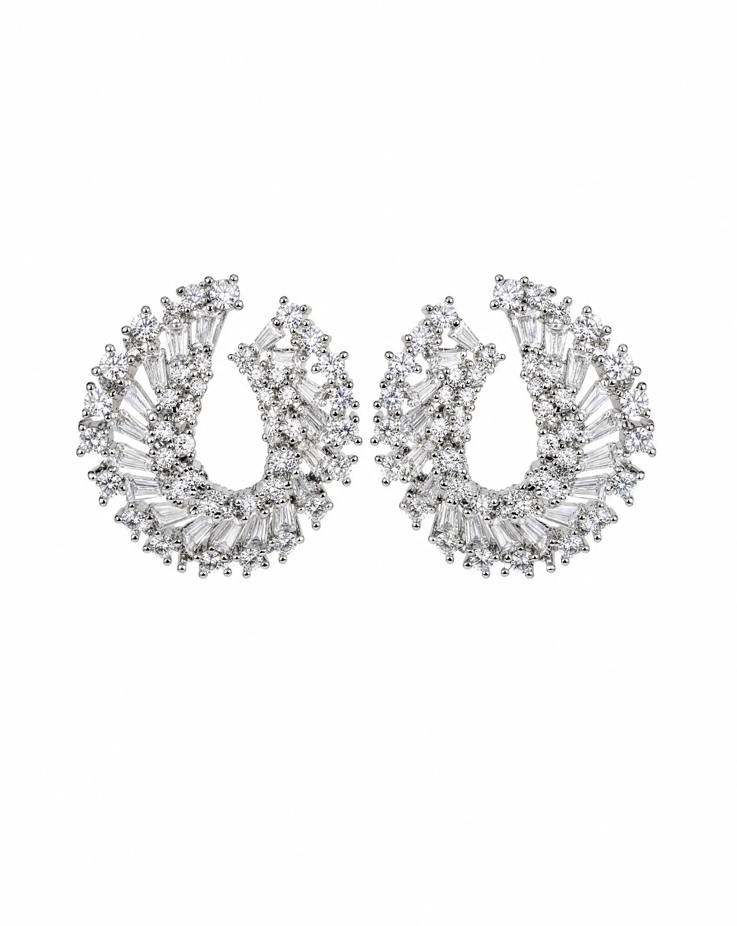Pair of silver hoop earrings 